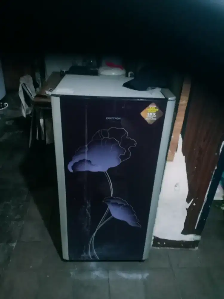 Jual kulkas Polytron beleza 1 pintu ukuran sedang mesin ori normal