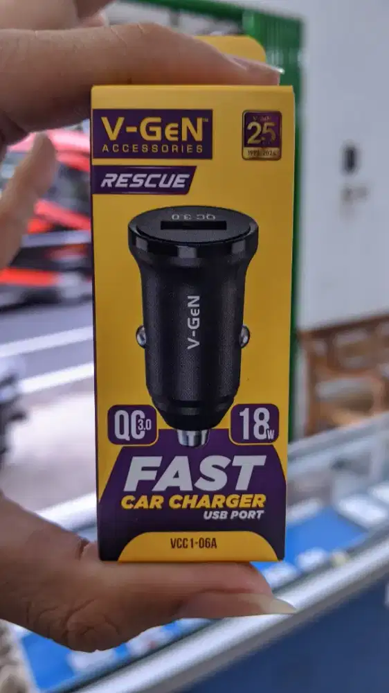 ADAPTOR CAR CHARGER V-GEN VCC1-06A