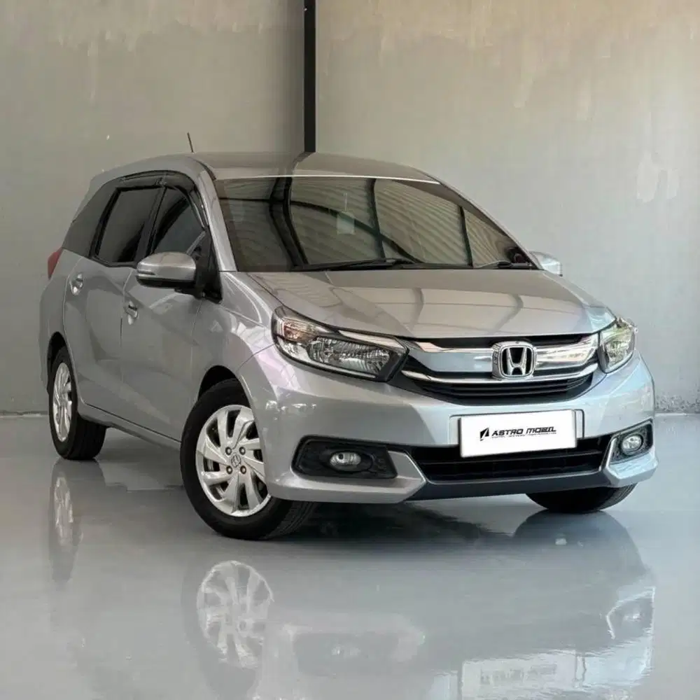 MOBILIO E 2018 / 2017 Matic Bagus Murah Kredit Bekas Surabaya Matic