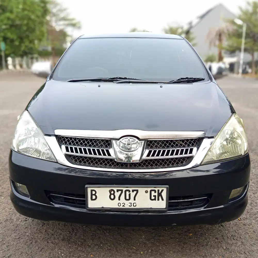 Toyota Kijang Innova 2.0 G AT Bensin 2005 Hitam Sgt Istimewa Sekali