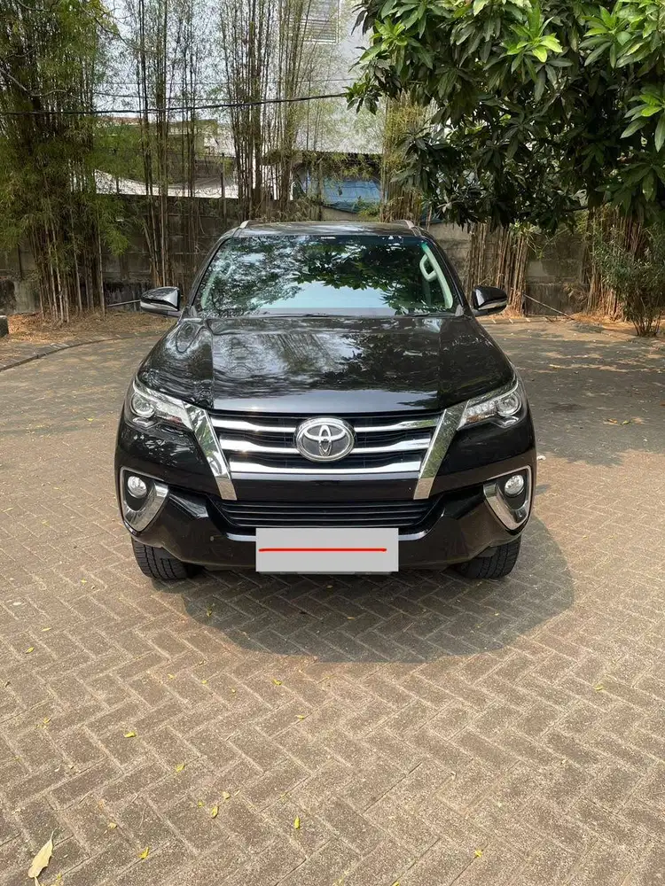 FORTUNER HITAM 2016, KONDISI PRIMA, SANGAT TERAWAT, KM RENDAH