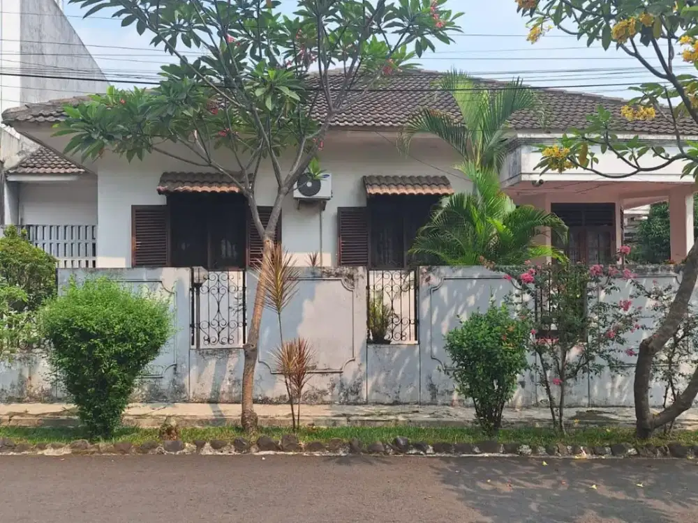 Dijual Segera Turun Harga Rumah Hook Strategis di Kawasan Bintaro Jakarta Selatan
