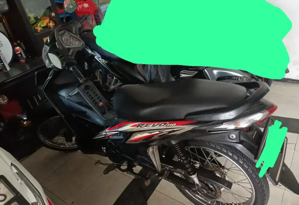 Motor honda revo tahun 2012