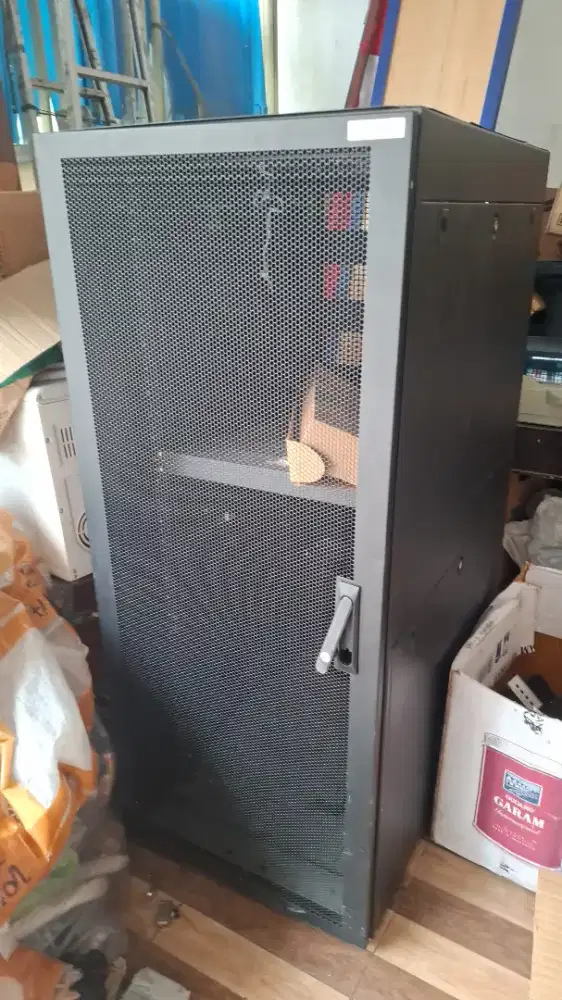 Closed rack server ABBA
