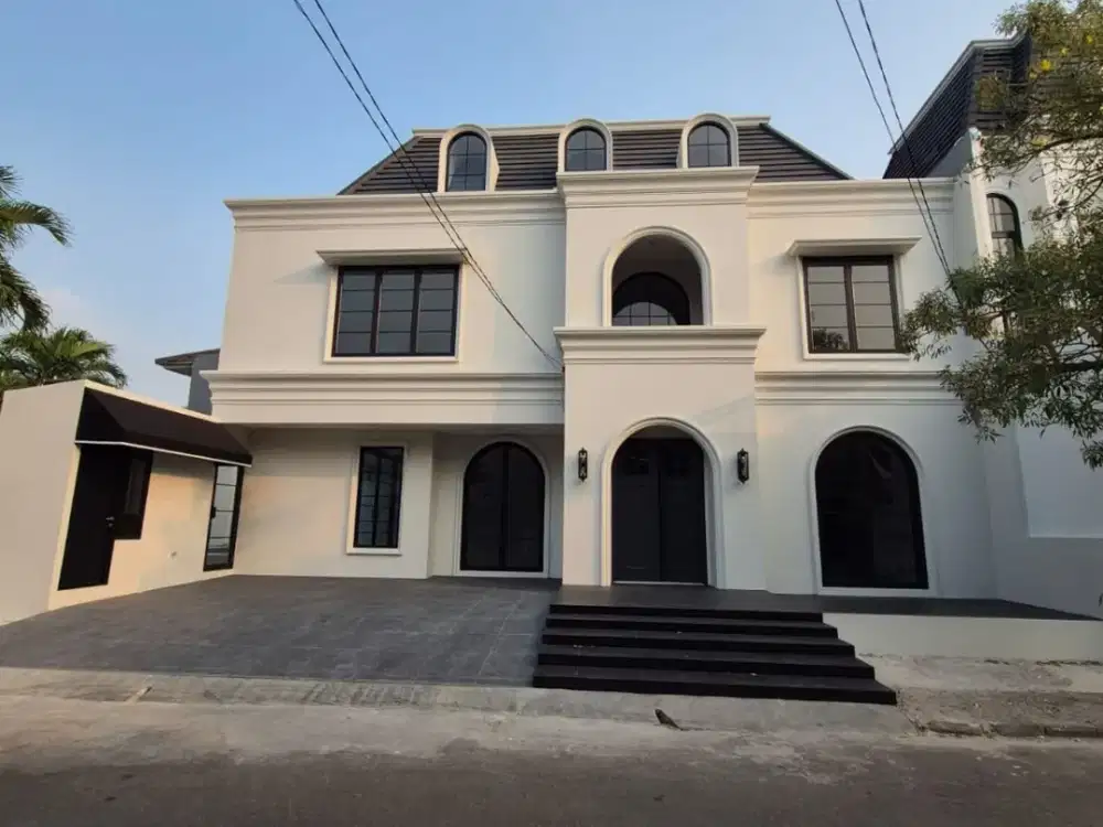 Dijual Brand New American Classic with Attic Bintaro sektor 9 Tangerang Selatan
