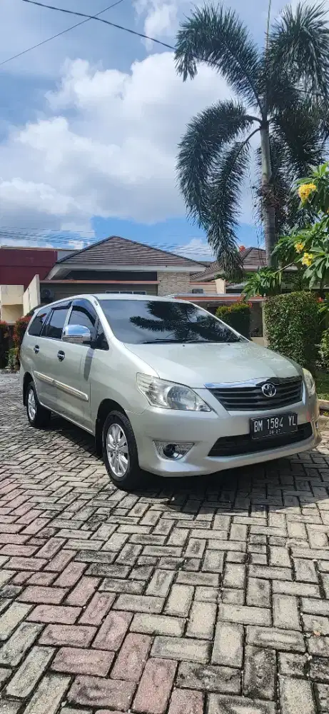 Innova 2.5 E Diesel manual th 2012