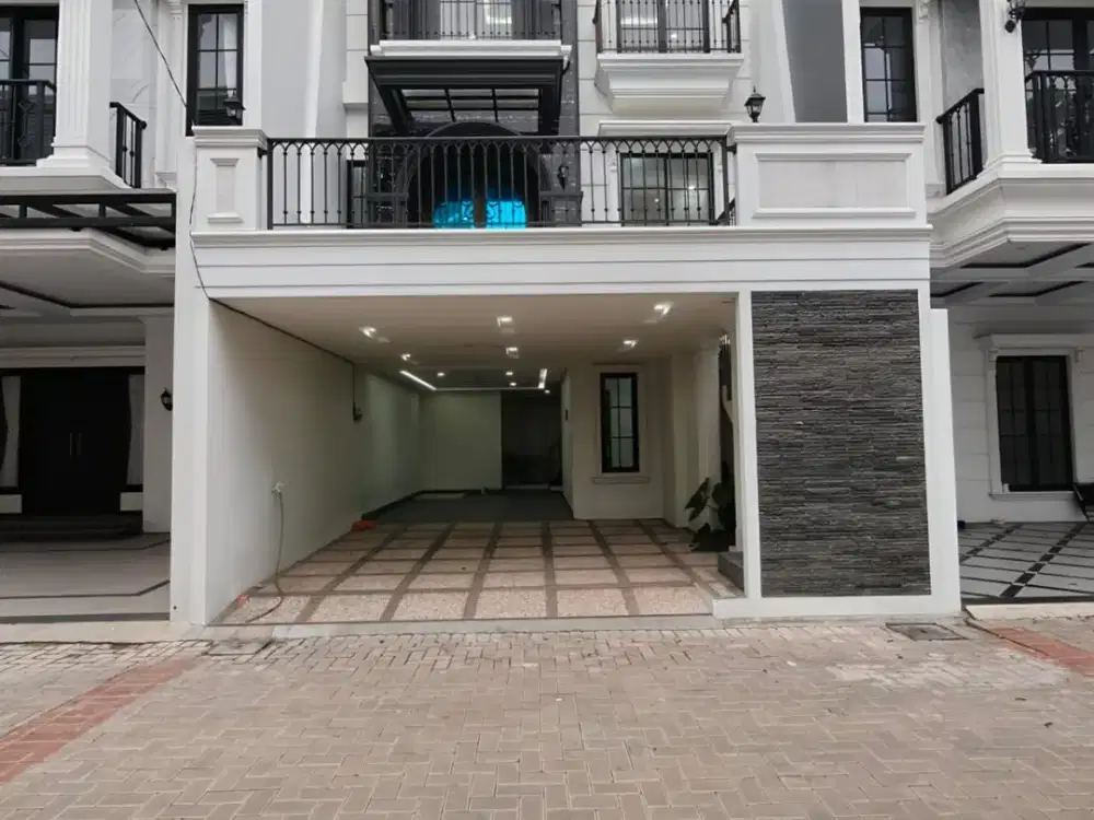 Dijual Rumah Brand New di Kawasan Jagakarsa Jaksel Dengan Bangunan 3 Lantai Siap Huni CW- 19521