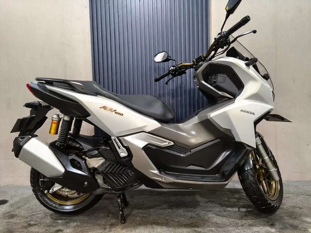 ADV 160 ABS 2022 istimewa mulus terawat siap pakai...