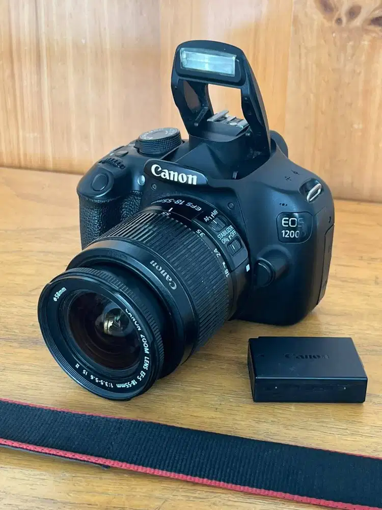 Canon EOS 1200D Kit 18-55mm Batre 2 Bonus Memory Dan TAS