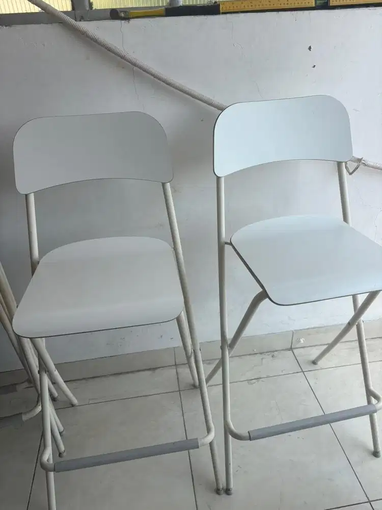 Kursi High Bar IKEA