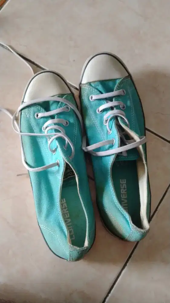 Jual sepatu bekas Converse nomer 41