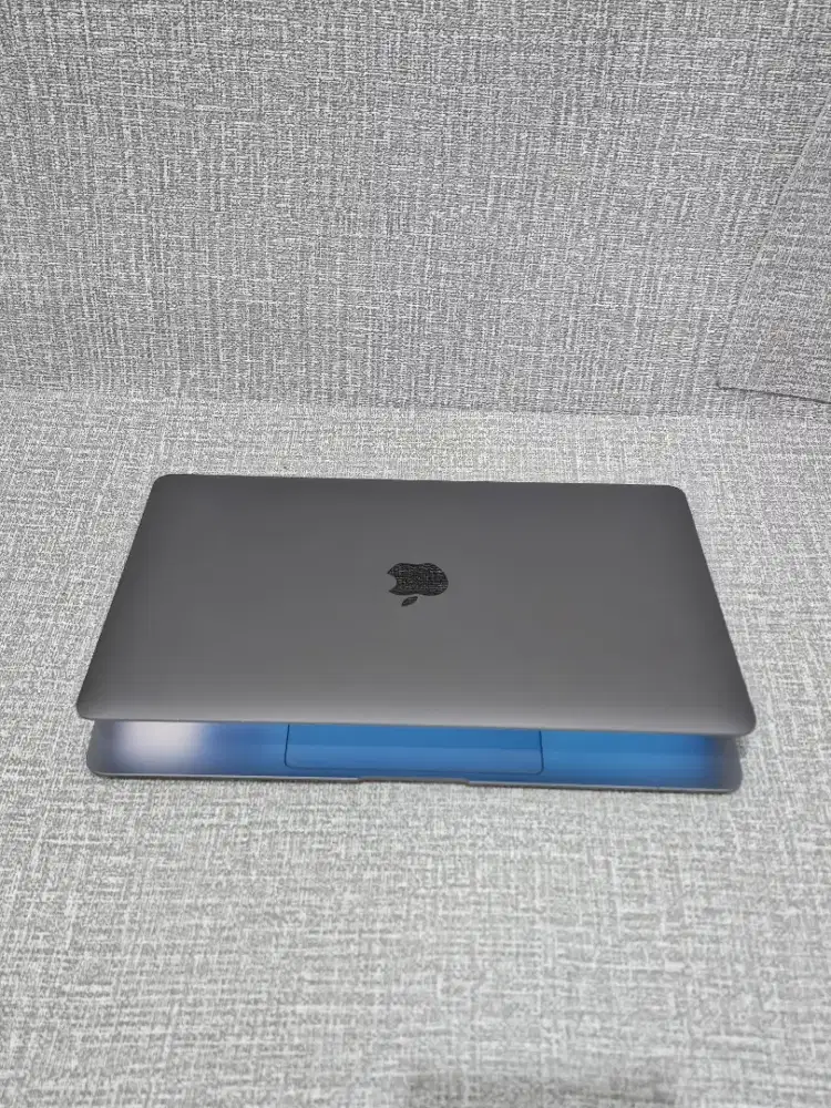 MacBook Air M1 Retina 13-Inch 2020 Ibox