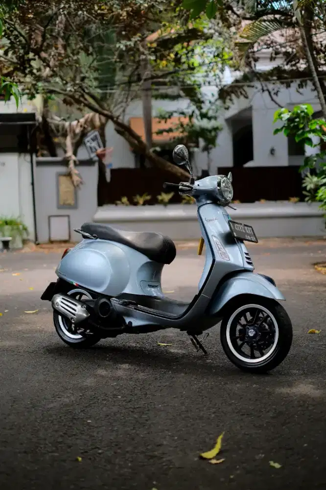 VESPA PRIMAVERA 150 SPECIAL EDITION 2022