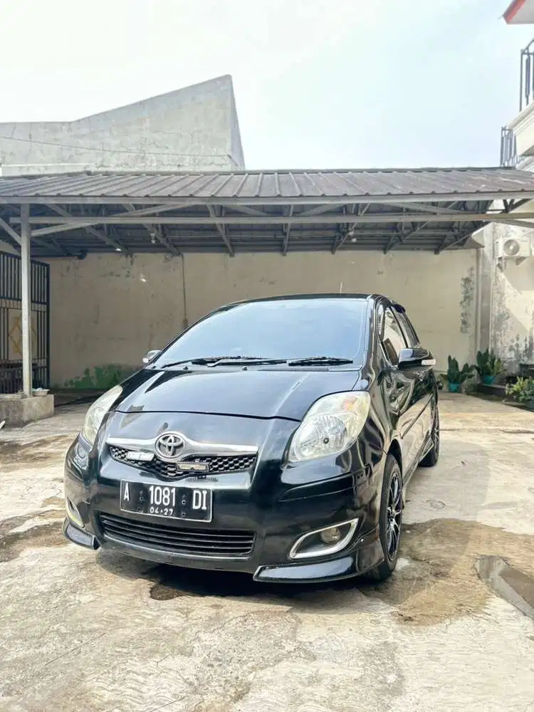 Toyota Yaris 2010 Bensin
