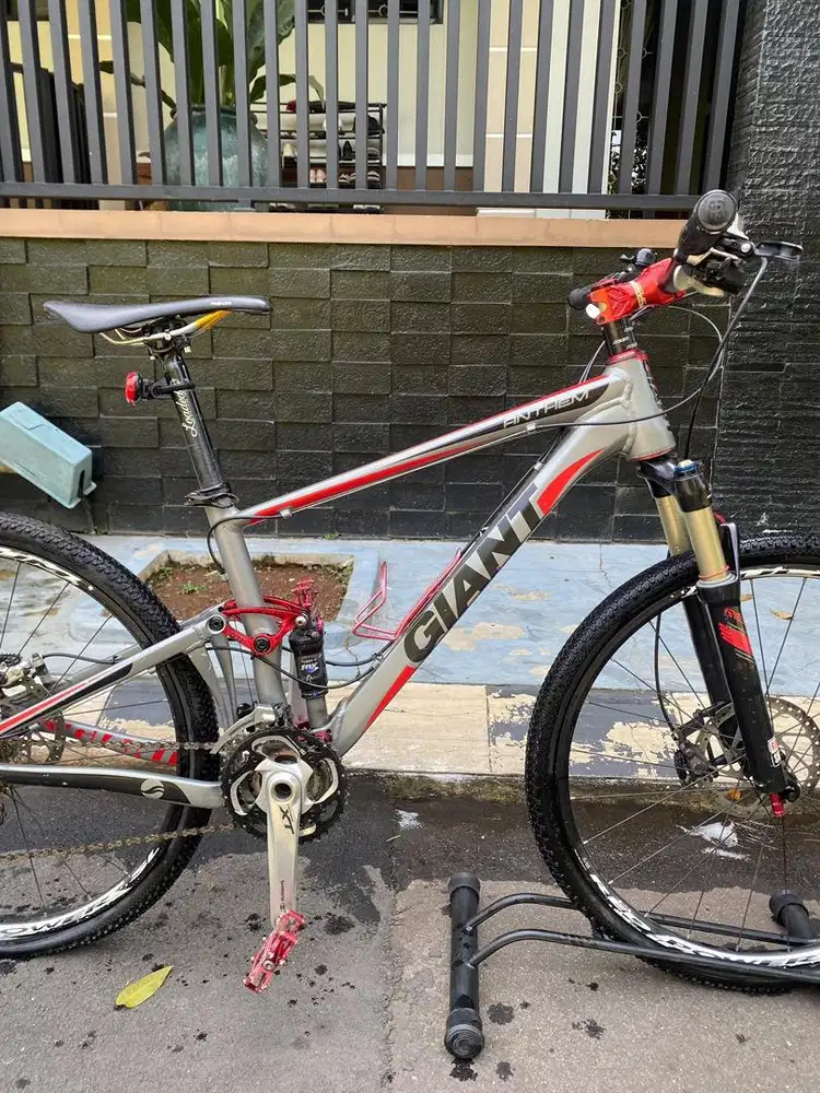 jual sepeda mtb GIANT ANTHEM
