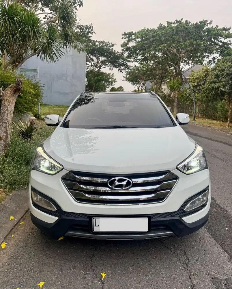 Hyundai Santa Fe Diesel AT 2014, Low KM, BRQ + Barcode ready