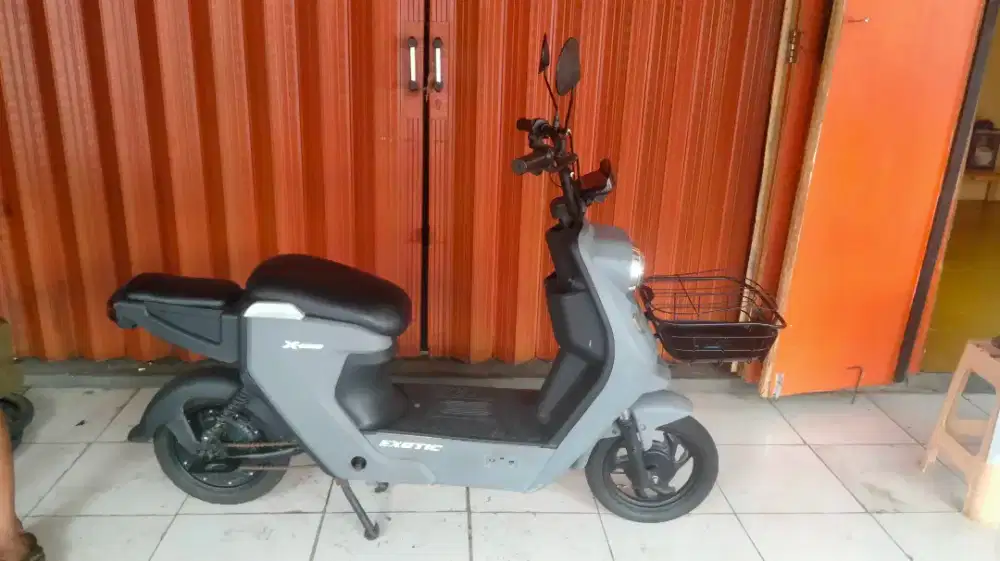 Di jual sepeda listrik lengkap normal aki baru semua