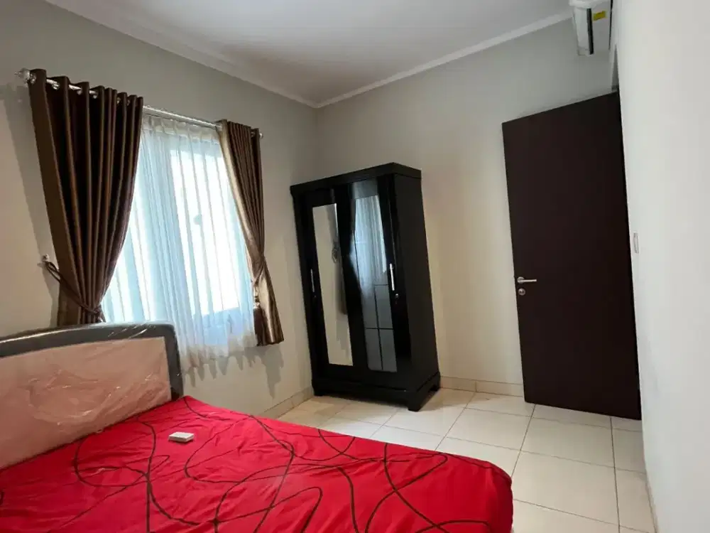 Dijual Rumah 2lt di Cluster Burgundy, Sumarecon Bekasi