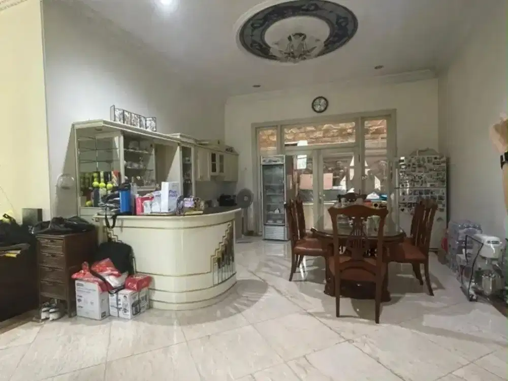 Rumah Graha Family, Utara + Barat Hook, Lantai Marmer, Strategis
