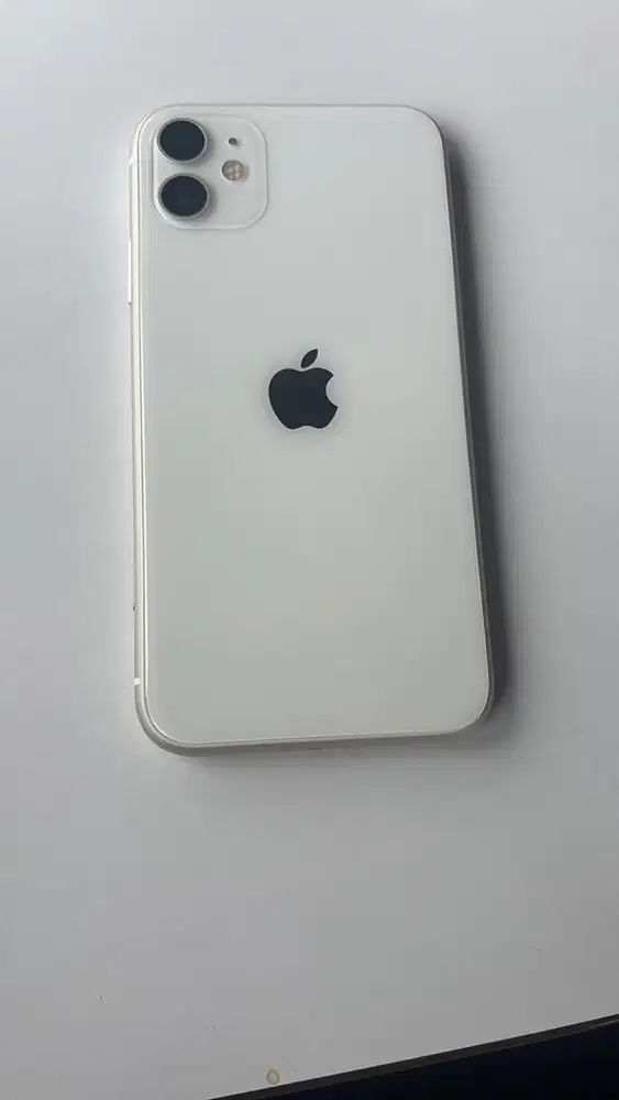 iphone 11 64 gb ibox pemakainya harian