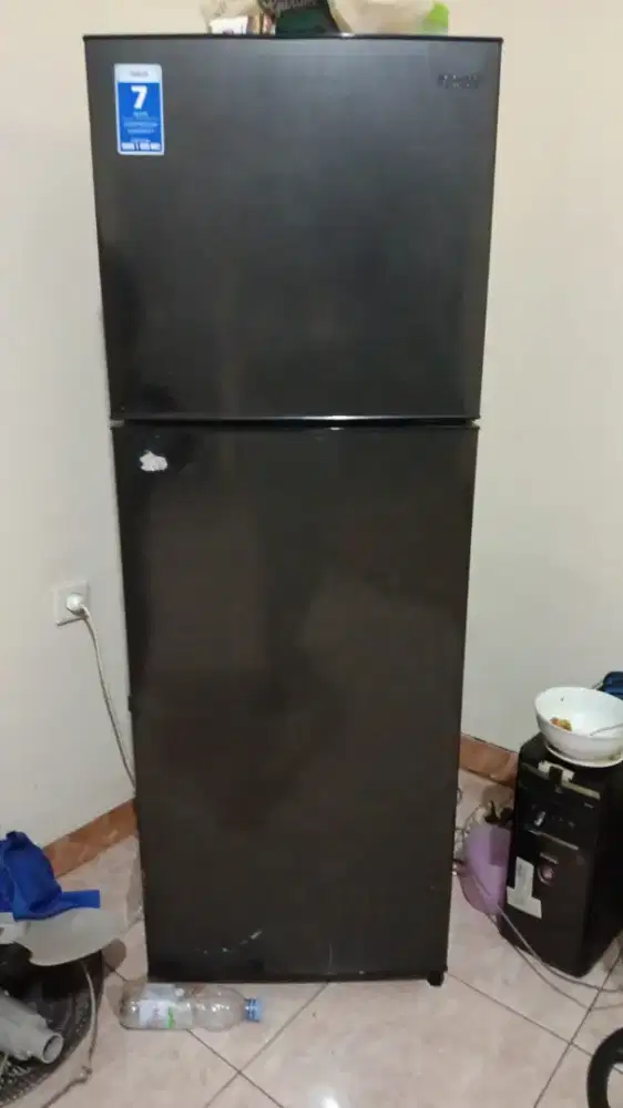 DIJUAL CEPAT KULKAS AQUA 2 PINTU