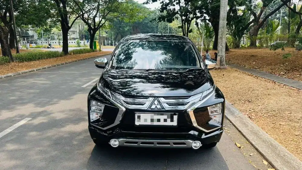 [CASH] Mitsubishi Xpander Tahun 2021 Hitam Low KM!