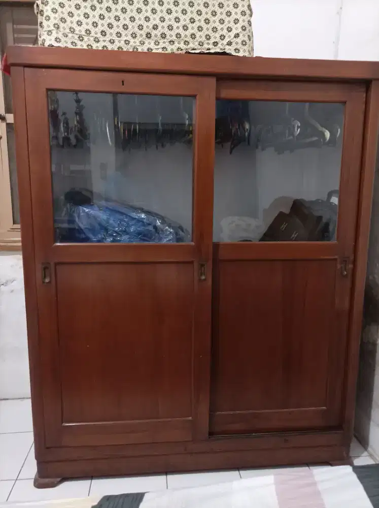 Jual lemari gantung baju/pakaian