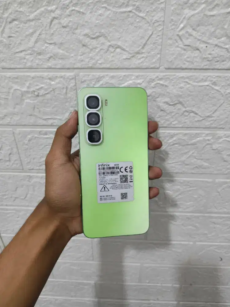 Infinix Hot 60i 8+8/256