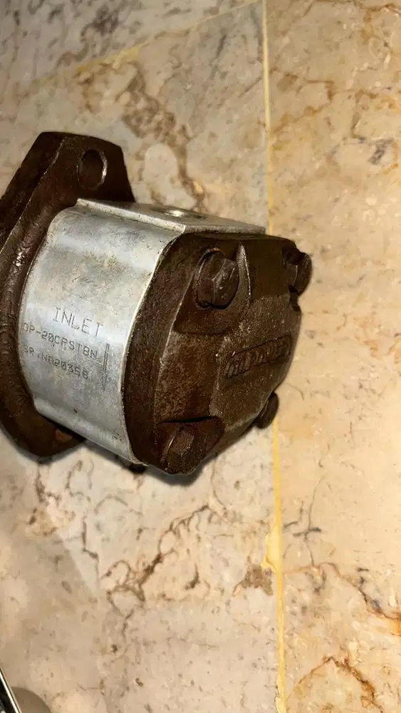 Gear pump oilpower