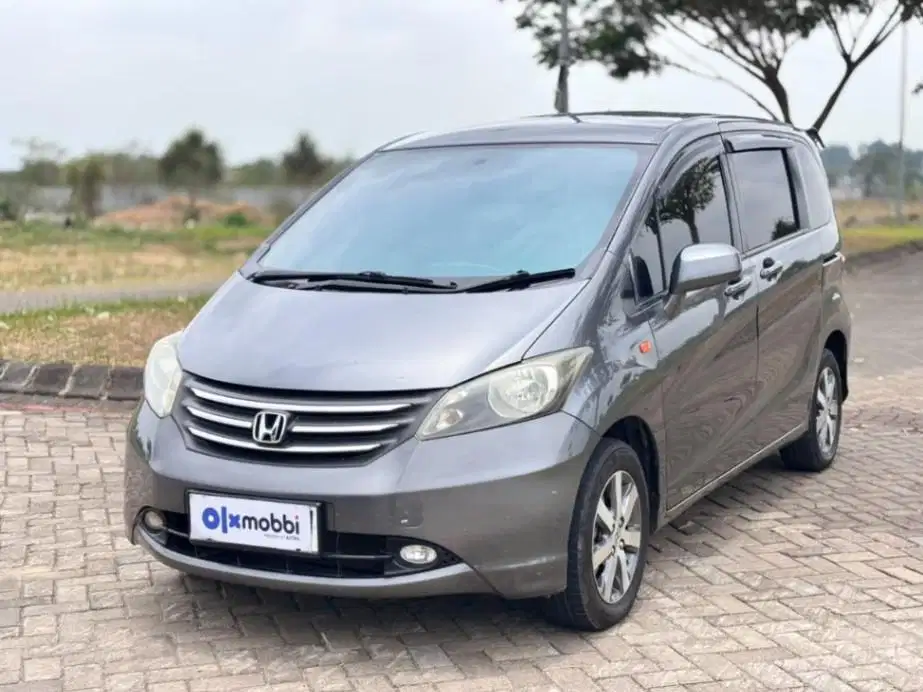 Honda Freed 1.5 E Bensin OTOMATIS 2010 WV