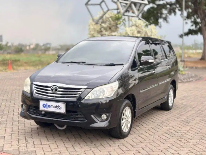 Toyota Kijang Innova 2.0 V Bensin OTOMATIS 2012 NADB