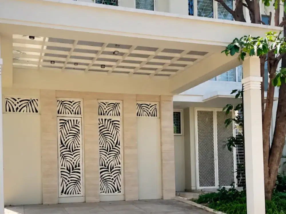 RUMAH PAKUWON CITY GRAND ISLAND 2 LANTAI SEMI FURNISH