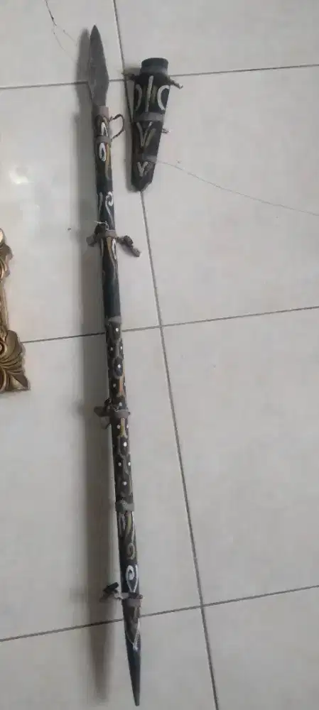 Koleksi Tombak Dayak