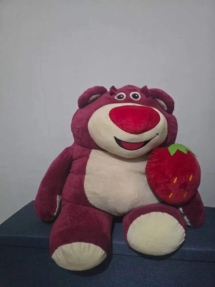 Boneka Lotso Strawberry