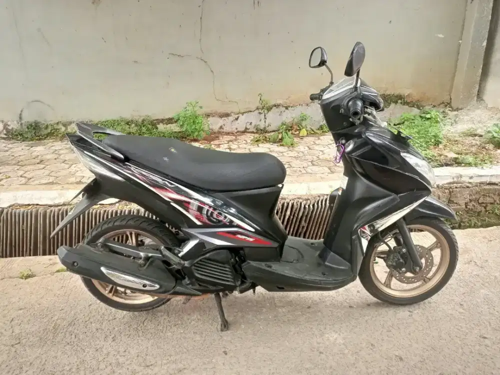 Yamaha Xeon 2012 pajak hidup