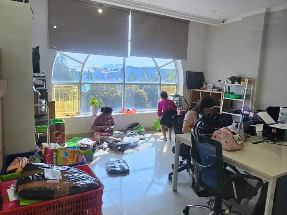 Dijual BU Ruko Green Lake City Kondisi Sangat Rapi