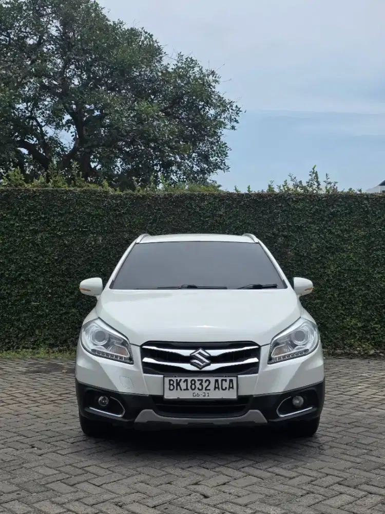 Suzuki s-cross ( TDP 15jt )