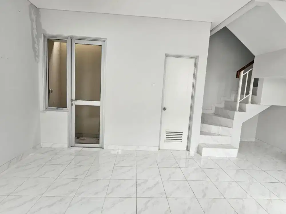 Disewakan Rumah Gading Serpong SHM di Cluster Milano By Rumah Chinida (Dw)