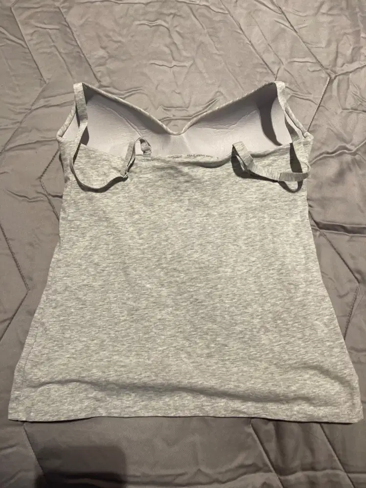 Uniqlo tank top with bras light grey