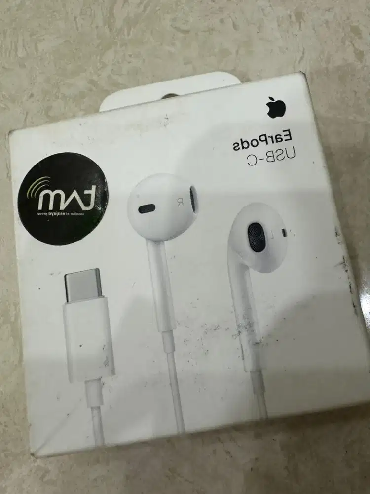 Earphone iphone
