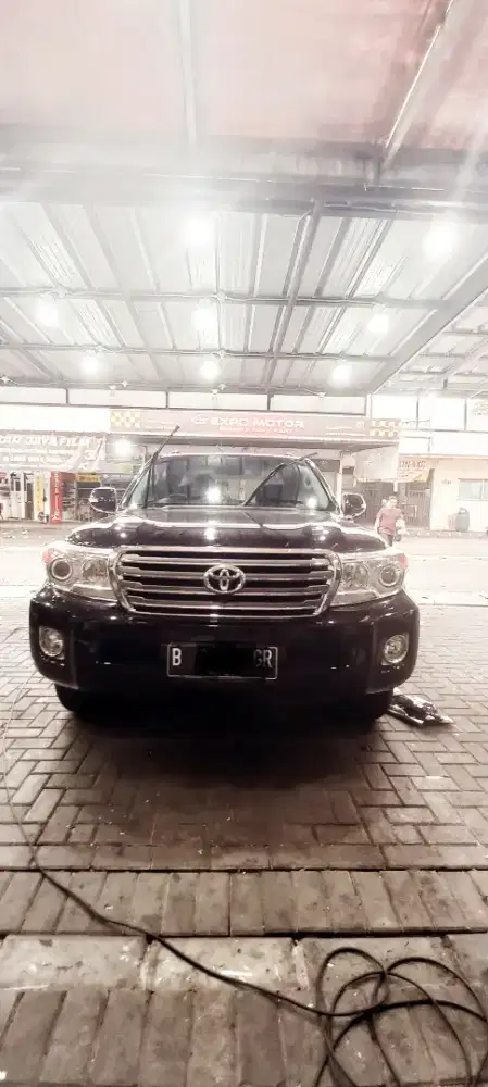 Jual land cruiser vx200 original luar dalam