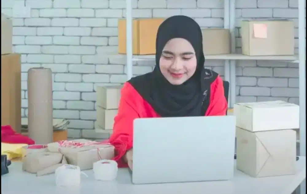 LOWONGAN KERJA ONLINE ADMIN – E-COMMERCE (WANITA)