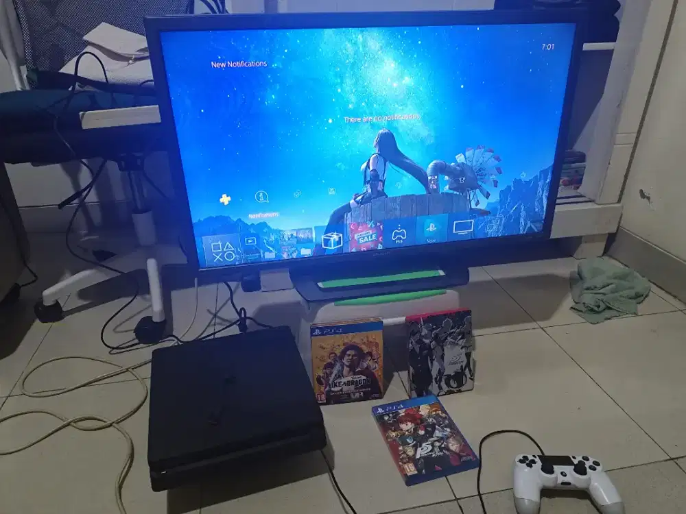 PS4 Slim 1 TB Seri 20 Original