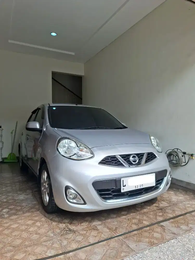 Nissan march xs 1.2 matic pmk 2017