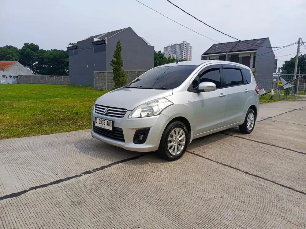 Ertiga GX 1.4 manual 2013 silver