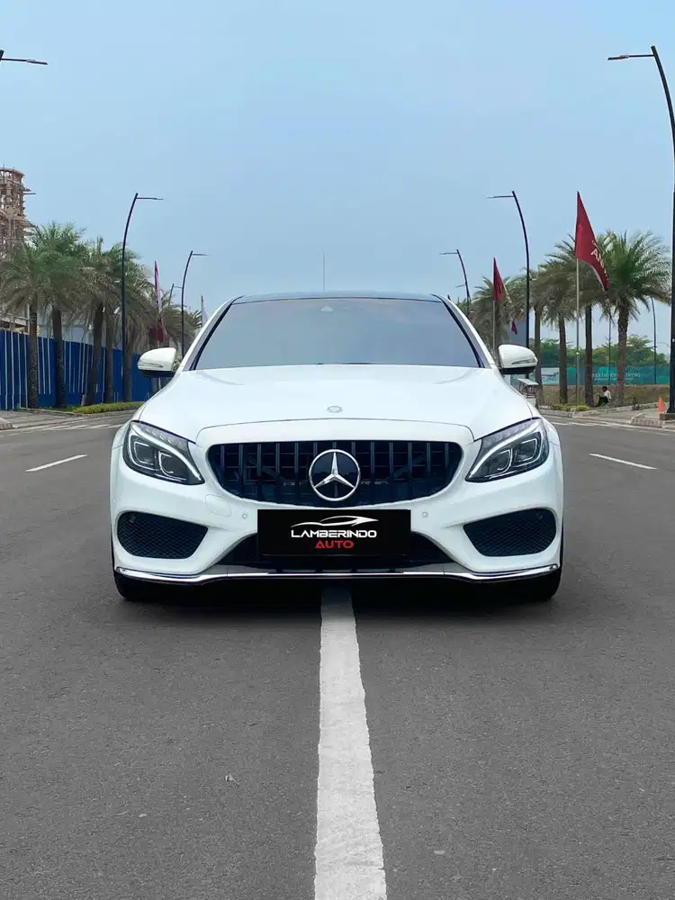 MERCEDES BENZ C250 AMG LINE 2.0 TURBO CBU 2015 W205 PUTIH LOW ODO 2014