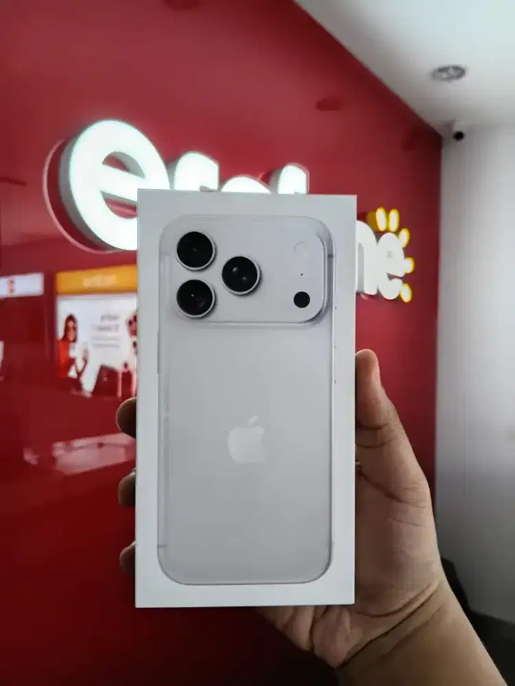 Ready iPhone 18Pro silver