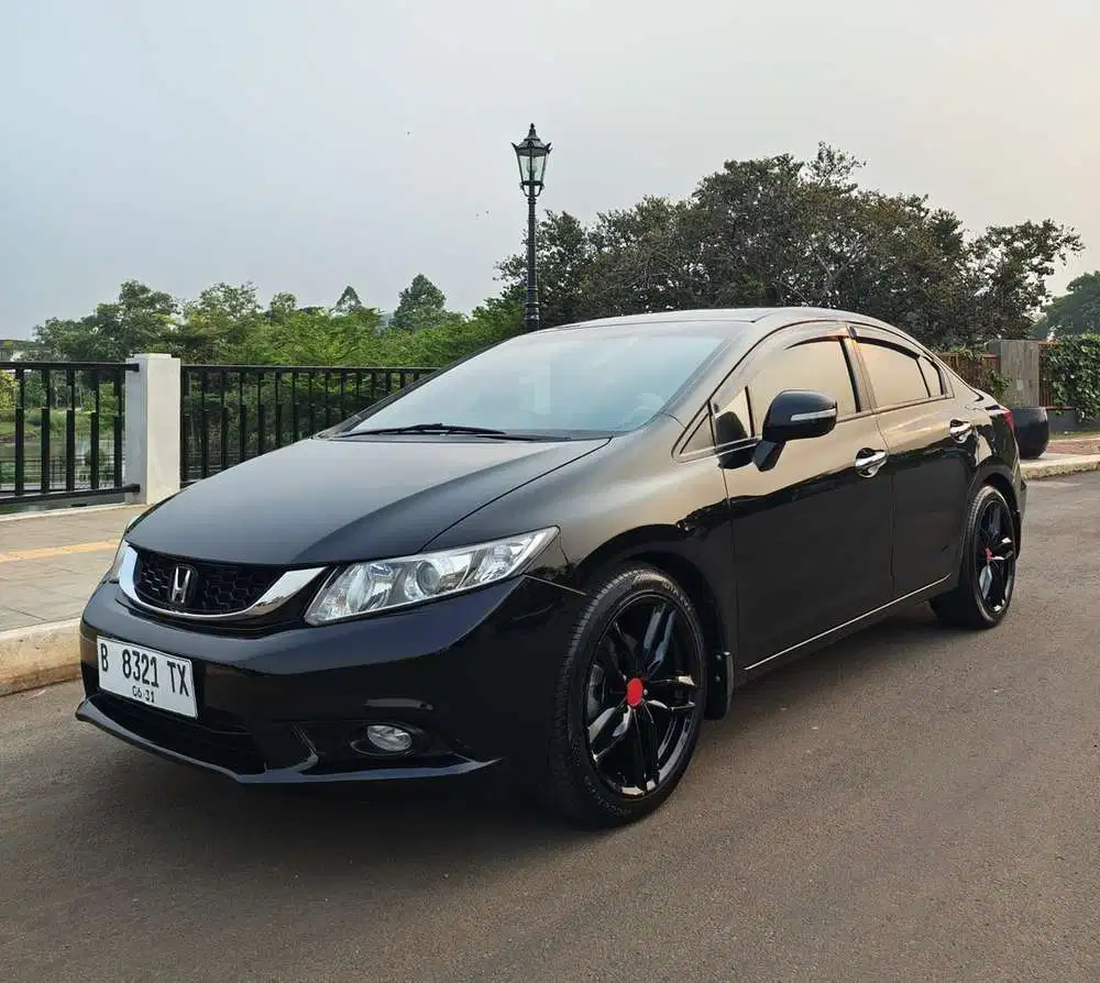 Honda Civic FB Low KM