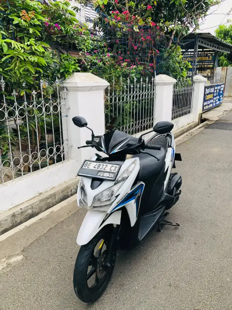 VARIO NEW KZR ISTIMEWA 2014 Pajak Hidup