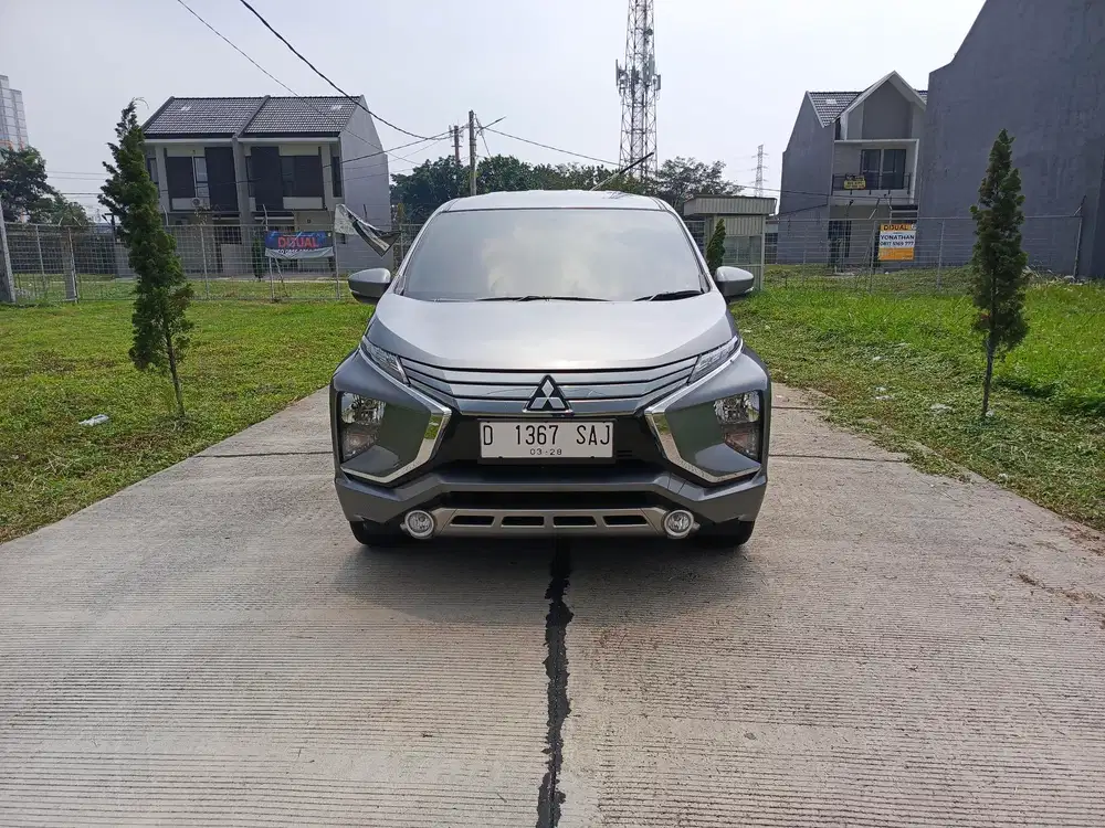 Mitsubishi xpander sport AT 2018 grey